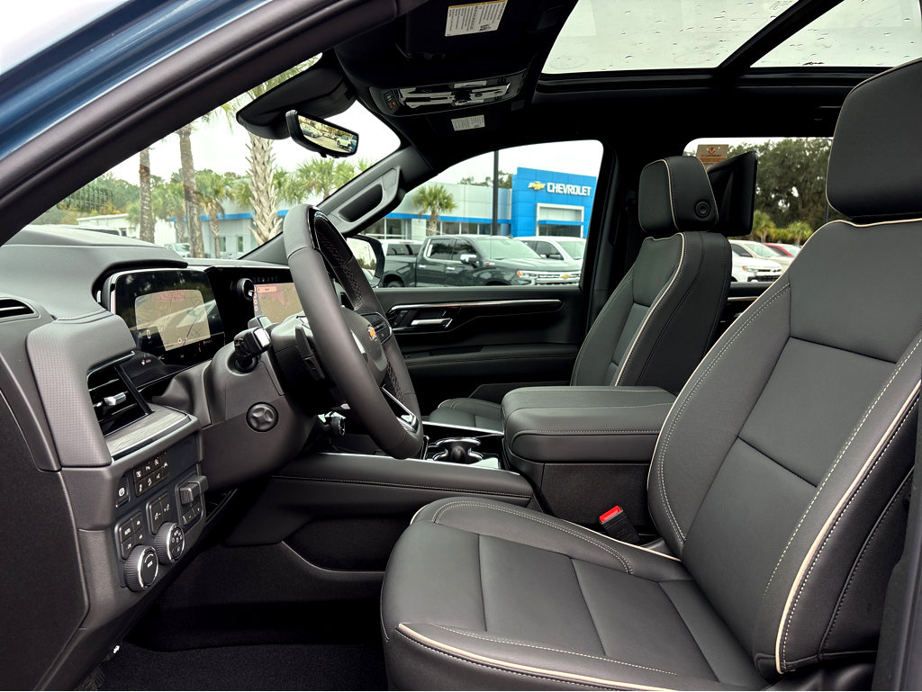 New 2026 Chevrolet Suburban Premier image 21