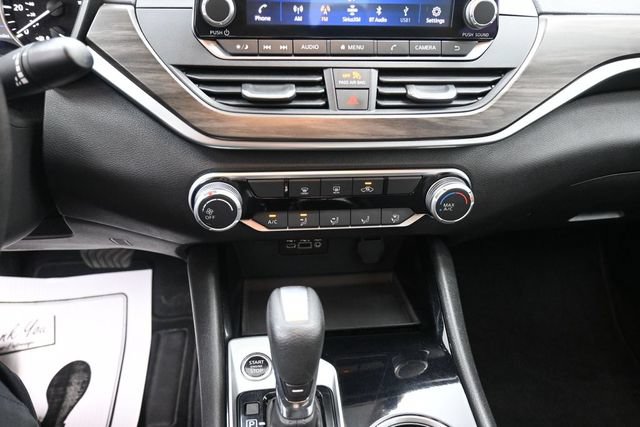 Used 2024 Nissan Altima 2.5 SV FWD image 20