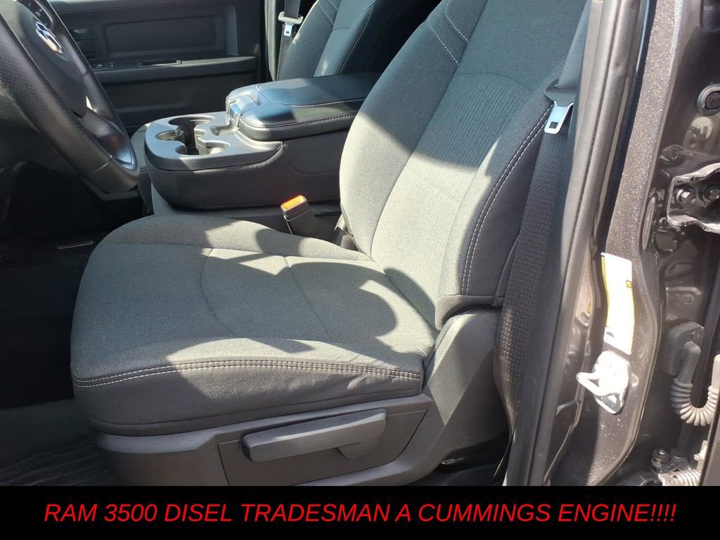 Used 2024 RAM 3500 Tradesman w/ Chrome Appearance Group AWD/4WD image 15