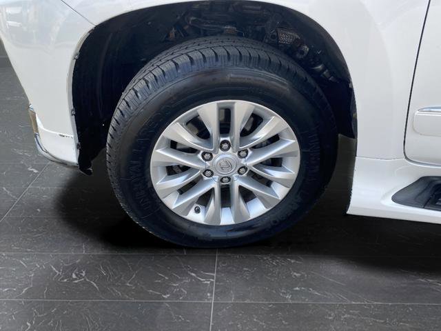 Used 2016 Lexus GX 460 w/ Premium Package AWD/4WD image 45