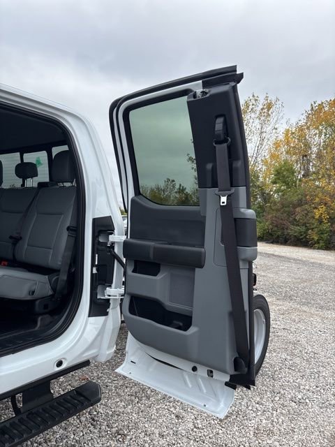 New 2026 Ford F450 XL w/ XL Chrome Package image 35