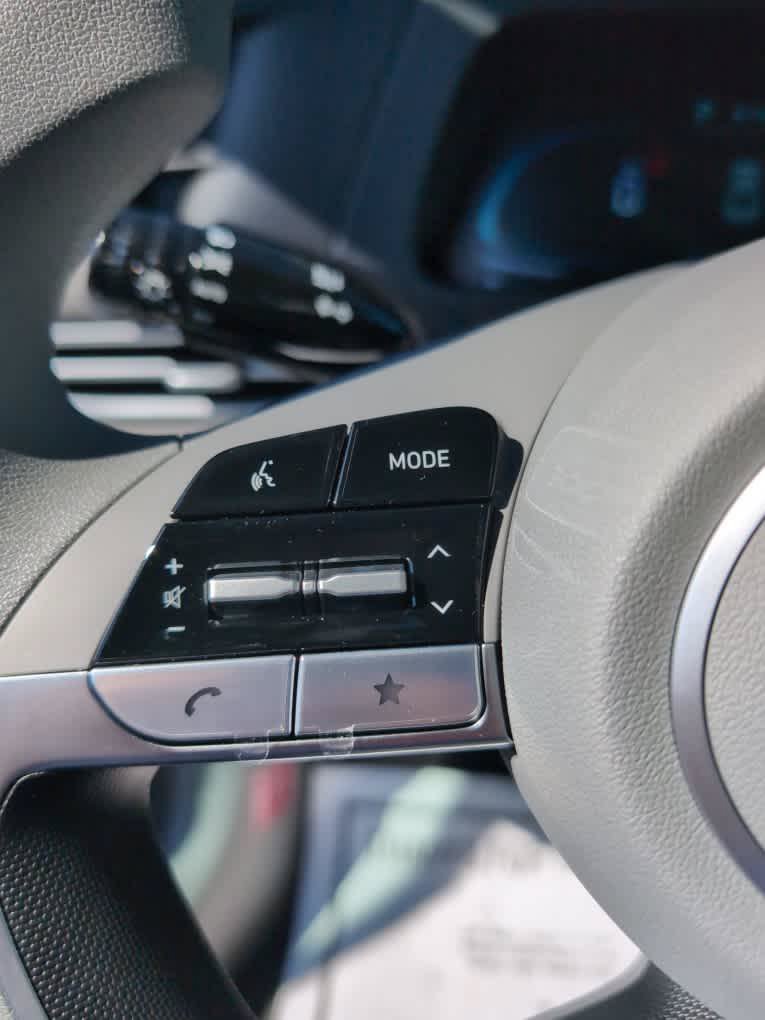 New 2026 Hyundai Elantra SE FWD image 33