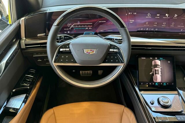 New 2026 Cadillac Escalade Luxury w/ Touring Package AWD/4WD image 14