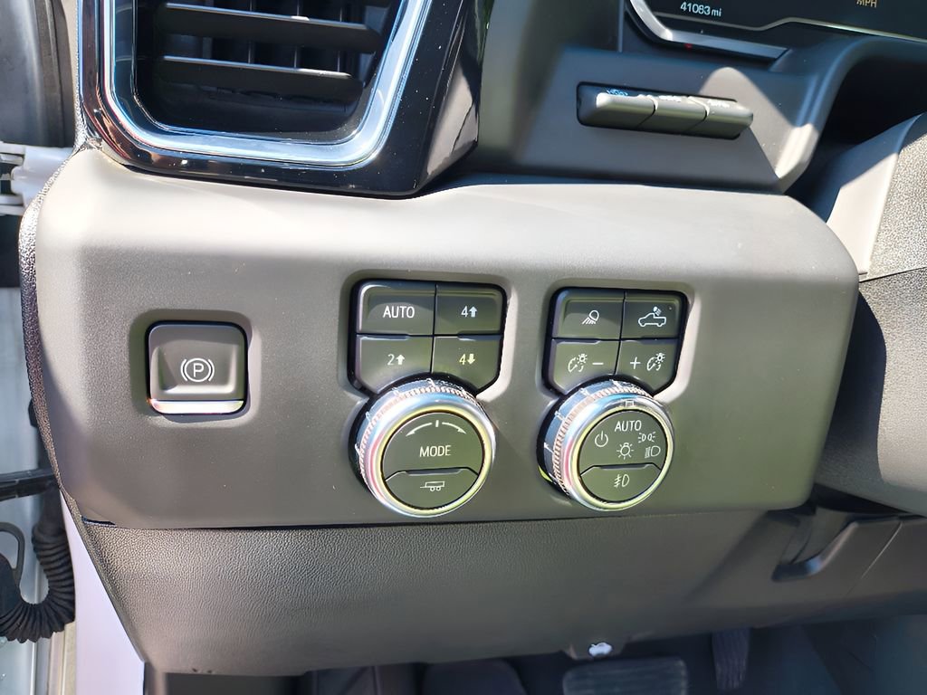 Used 2024 GMC Sierra 2500 Denali w/ Denali Reserve Package image 11