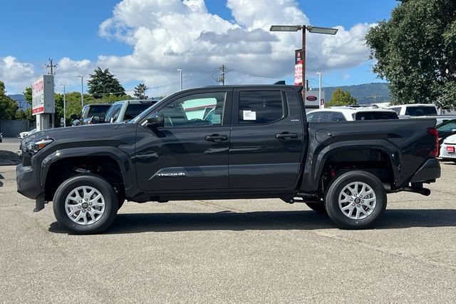 New 2026 Toyota Tacoma SR5 AWD/4WD image 6