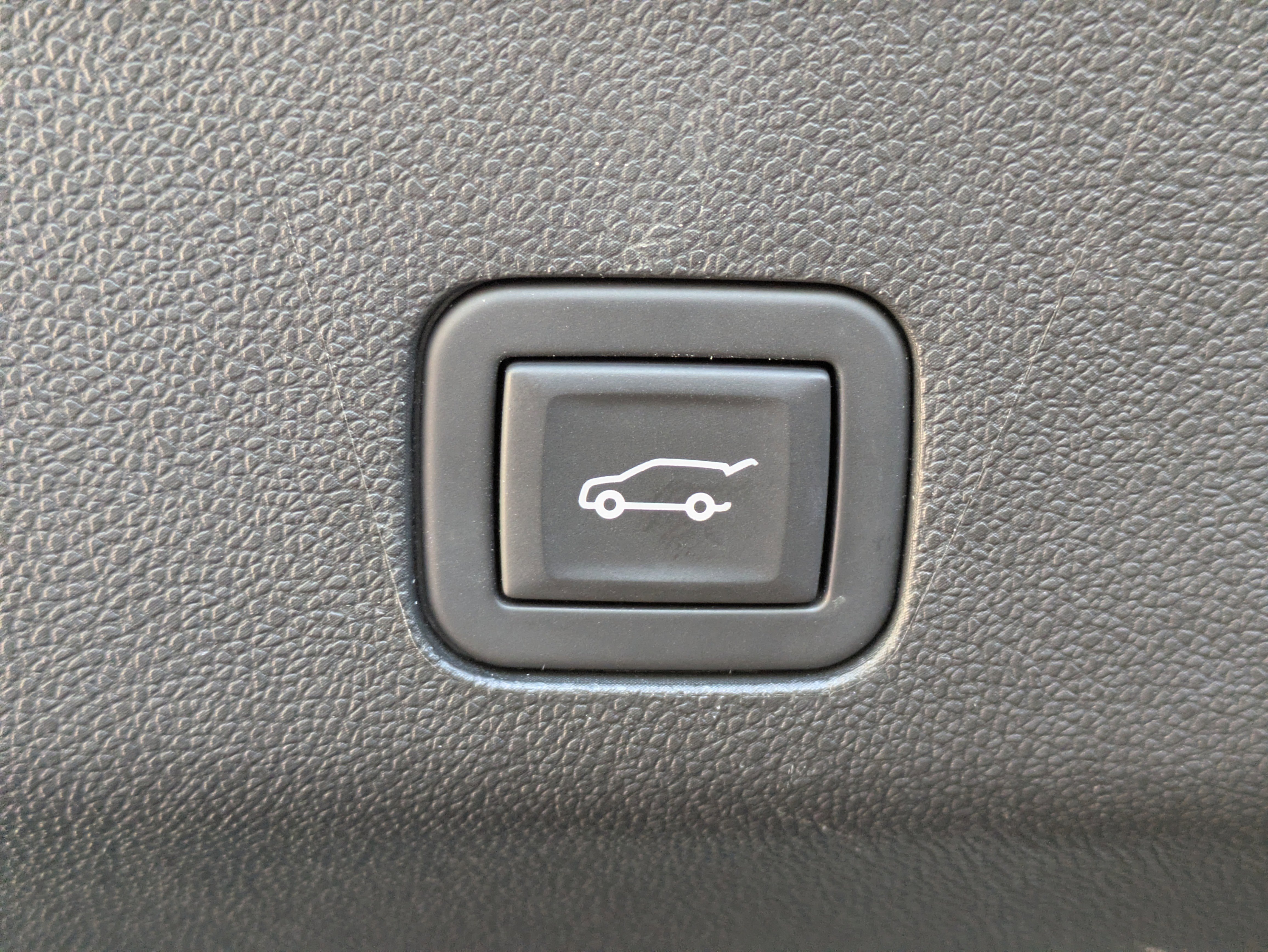 Certified 2024 Cadillac Escalade Premium Luxury AWD/4WD image 12