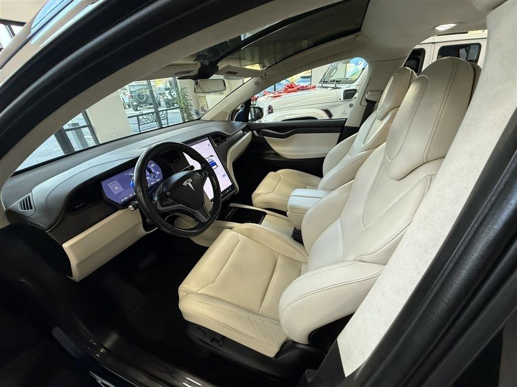 Used 2018 Tesla Model X 100D AWD/4WD image 10