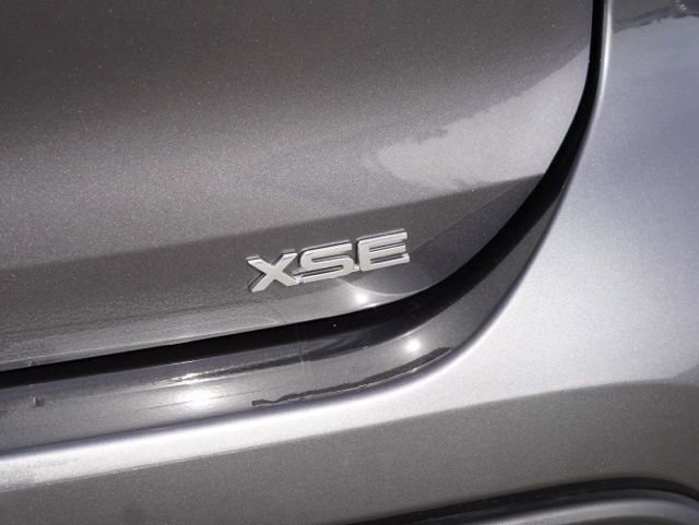 Certified 2021 Toyota Highlander XSE image 11