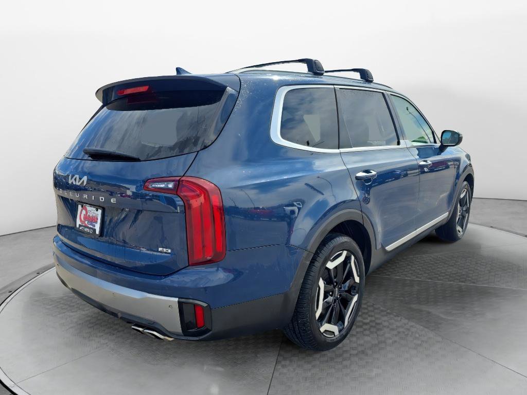 Used 2025 Kia Telluride S image 5