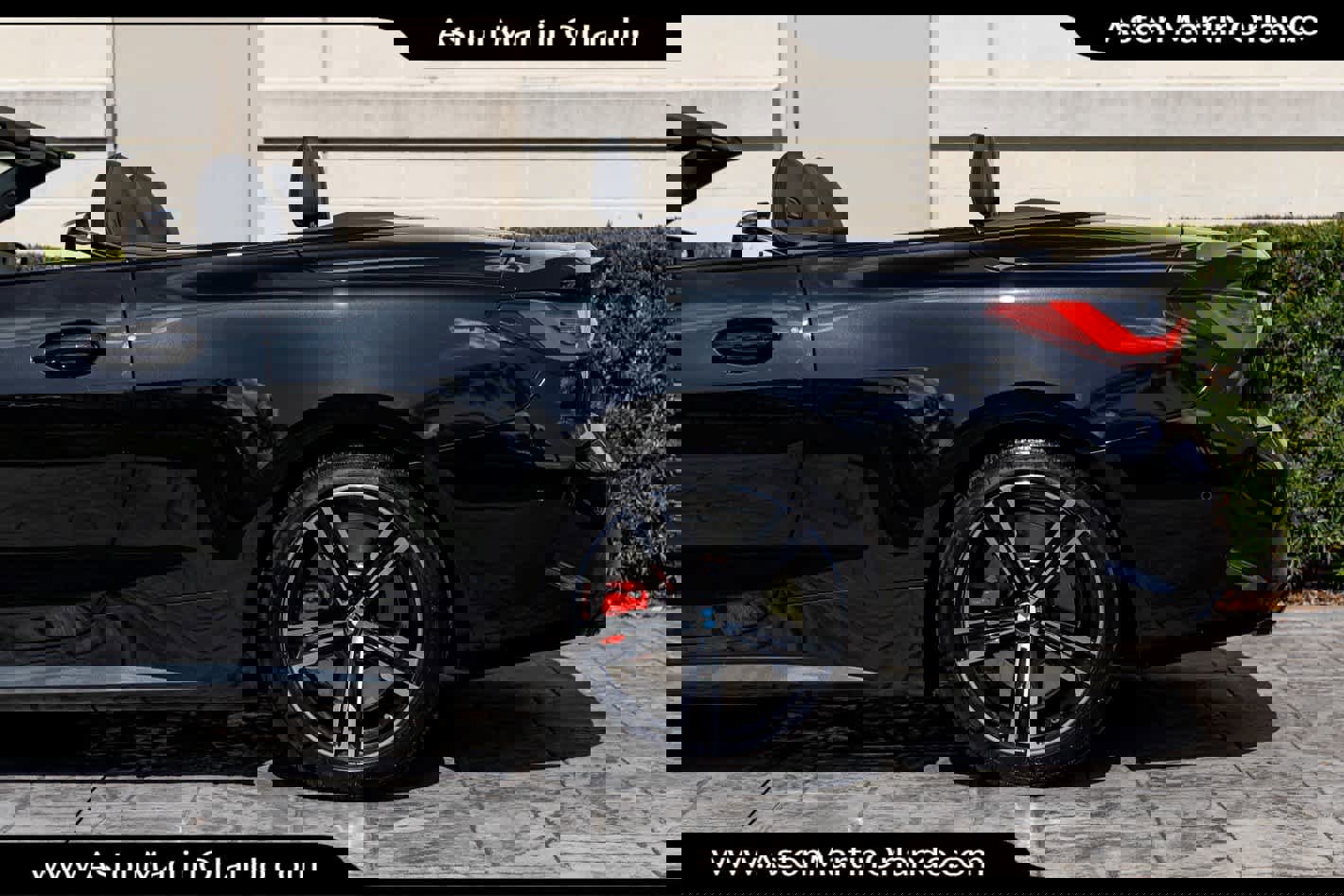 Used 2023 BMW M440i Convertible w/ Premium Package image 38