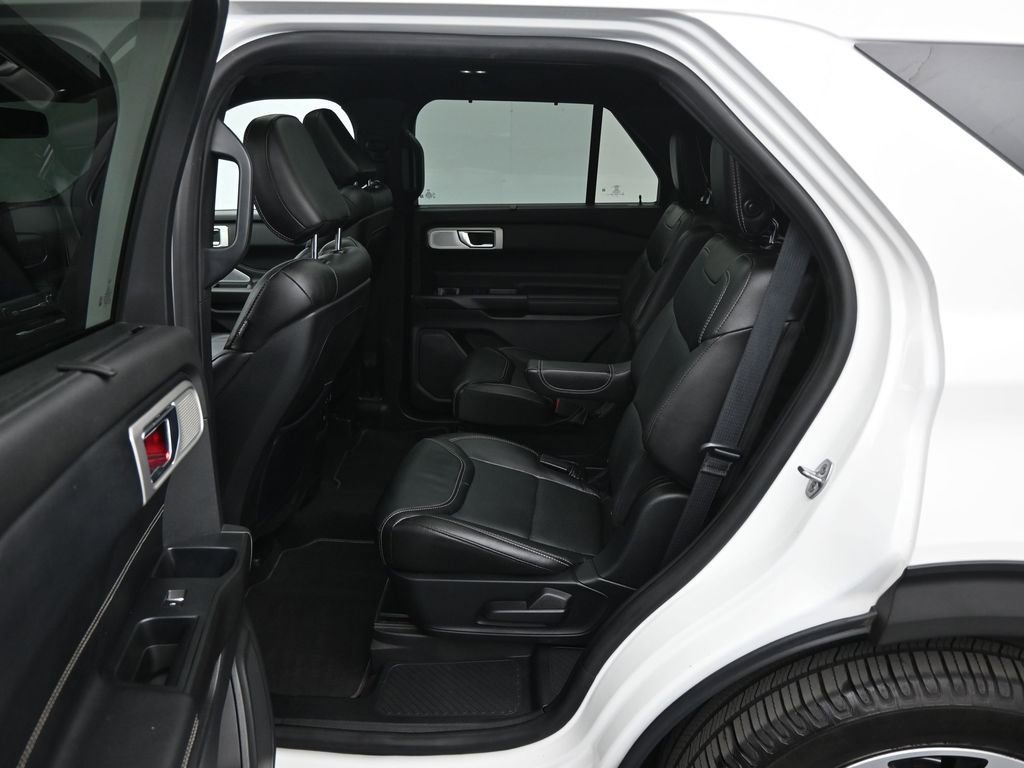 Used 2020 Ford Explorer ST w/ Premium Technology Package image 21
