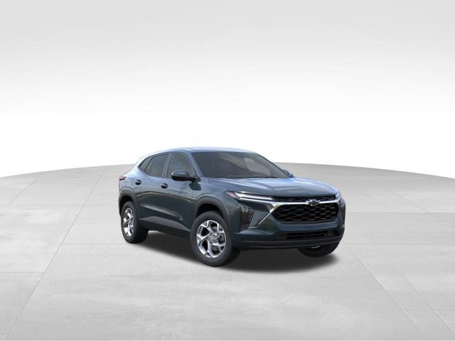 New 2026 Chevrolet Trax LS w/ LS Convenience Package FWD image 1