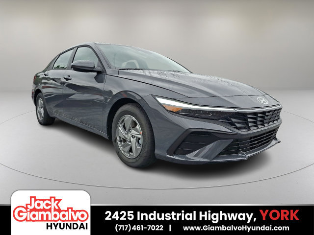 New 2026 Hyundai Elantra SE