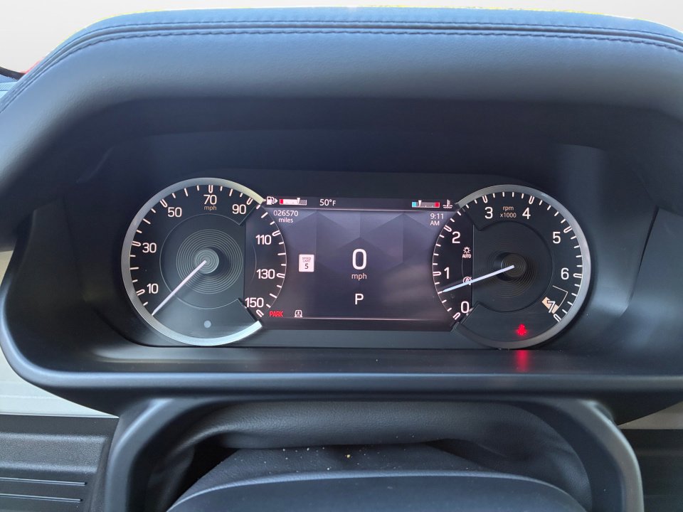 Used 2023 Land Rover Defender 110 X-Dynamic SE AWD/4WD image 11