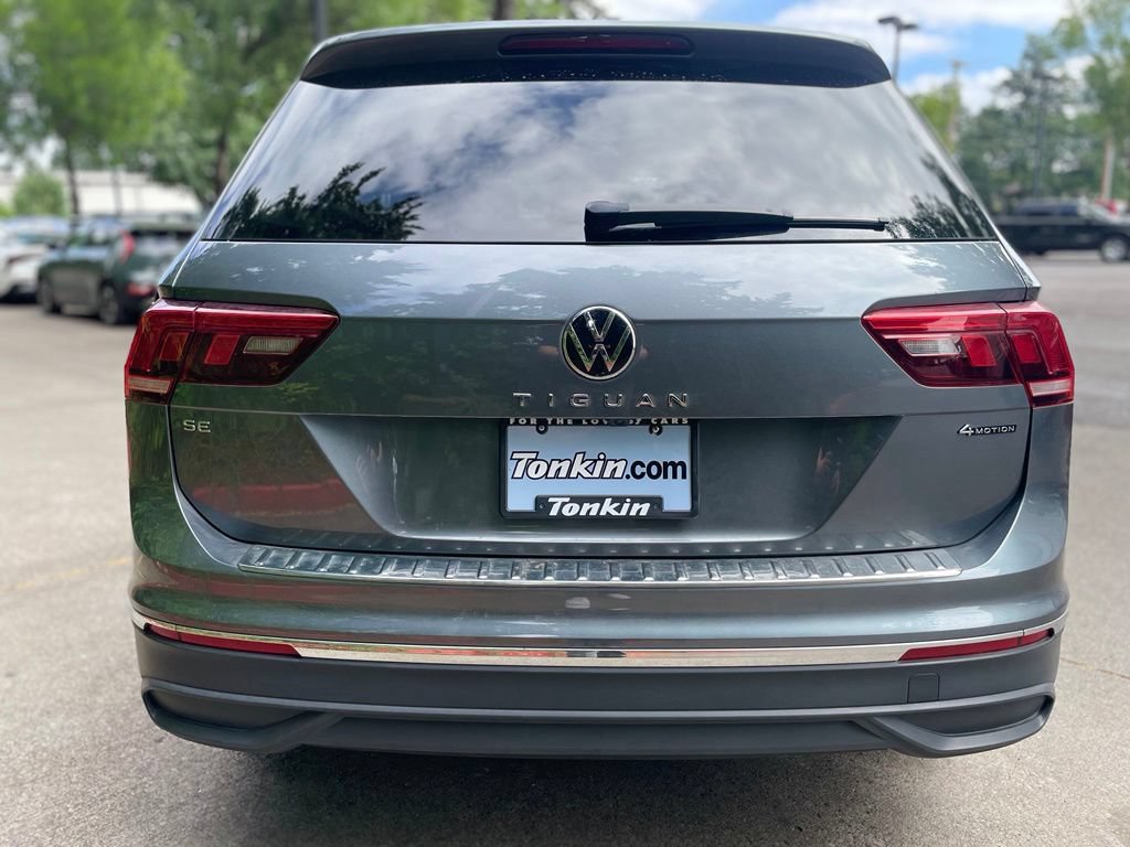 Used 2024 Volkswagen Tiguan SE AWD/4WD image 29