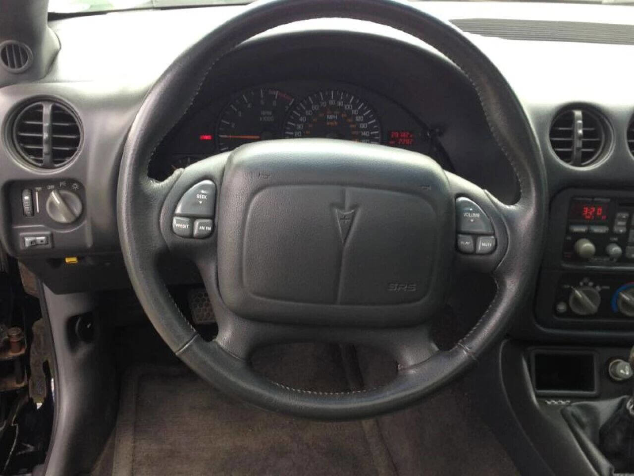 Used 1998 Pontiac Firebird Formula image 28