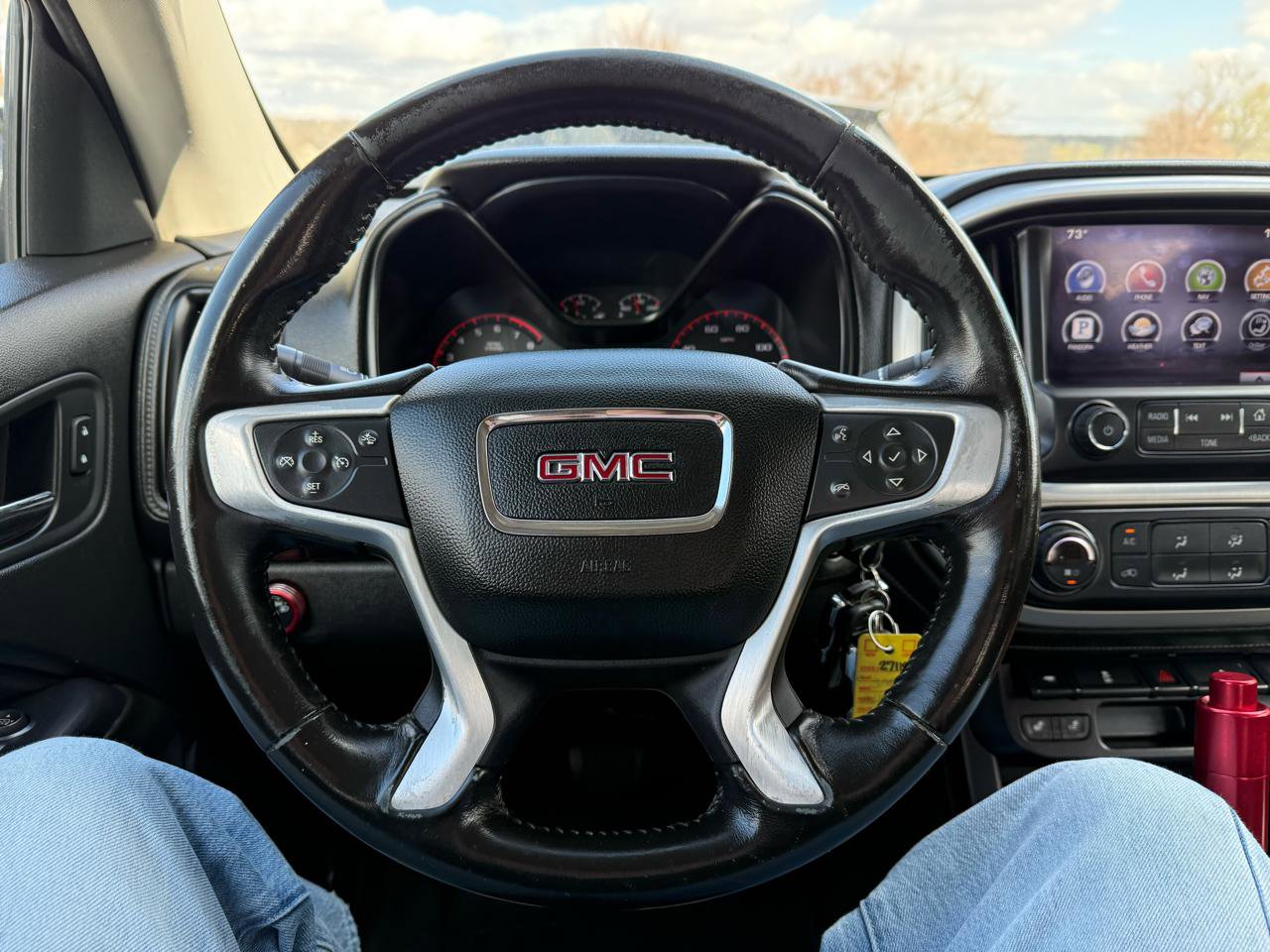 Used 2015 GMC Canyon SLT w/ Driver Alert Package image 19