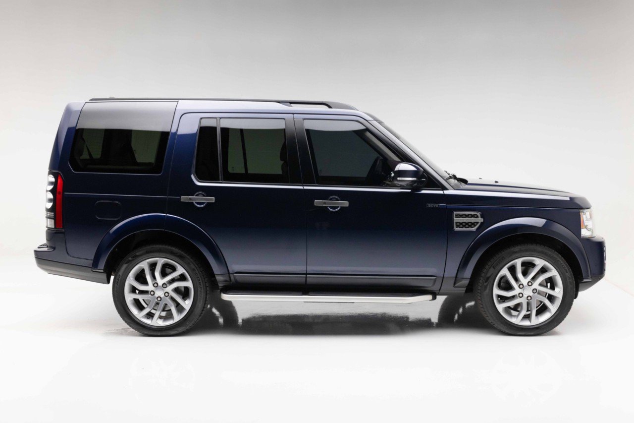 Used 2016 Land Rover LR4 HSE AWD/4WD image 15