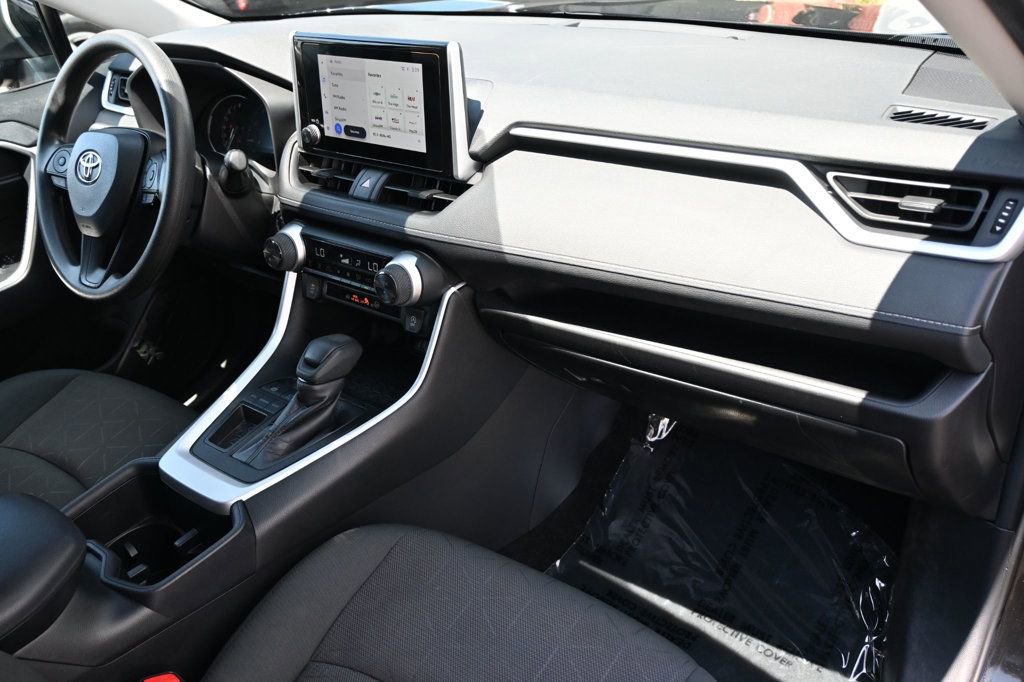 Used 2024 Toyota RAV4 XLE image 8