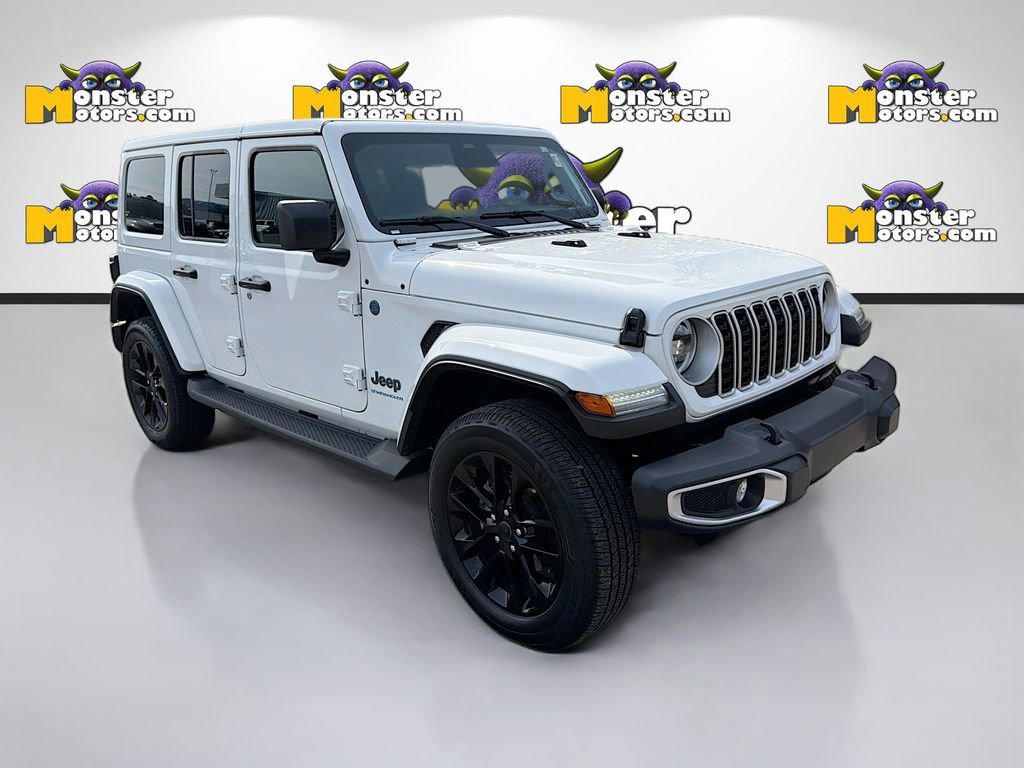 Used 2025 Jeep Wrangler Unlimited Sahara image 3
