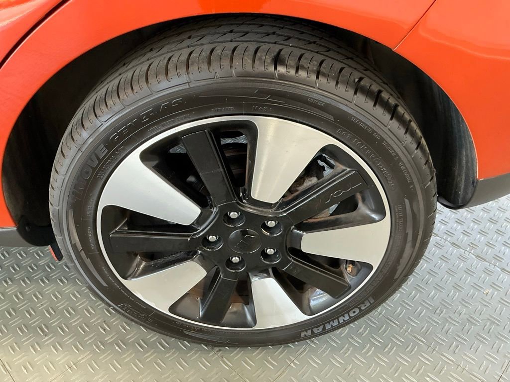 Used 2018 Kia Soul + image 37