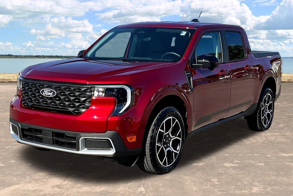 Used 2025 Ford Maverick Lariat w/ 4K Tow Package AWD/4WD image 4