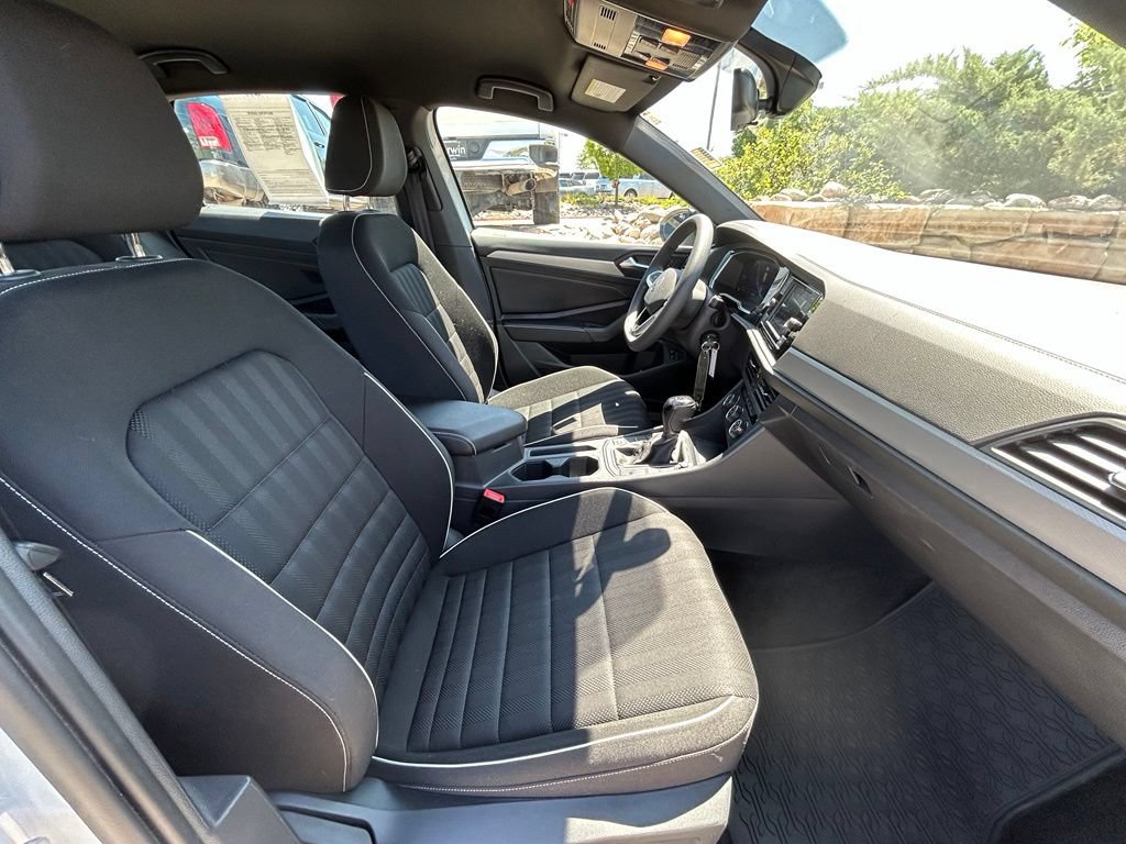Used 2023 Volkswagen Jetta Sport FWD image 30