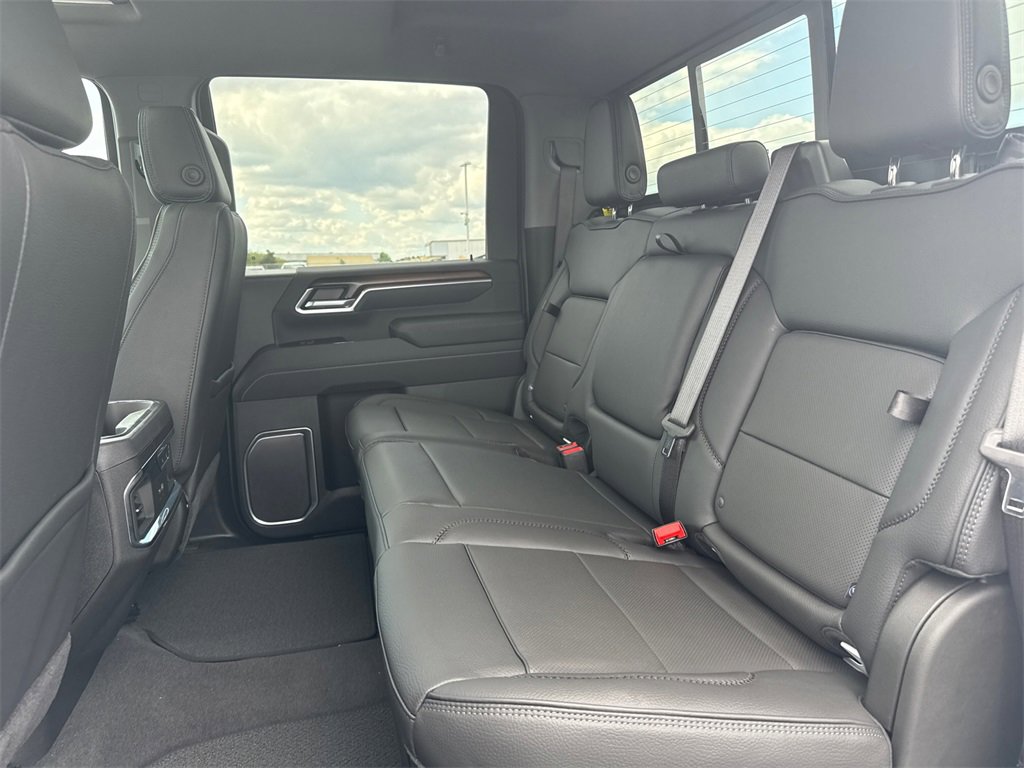 New 2026 GMC Sierra 2500 Denali w/ Denali Reserve Package image 33