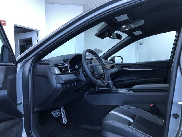 Used 2026 Toyota Camry SE image 12