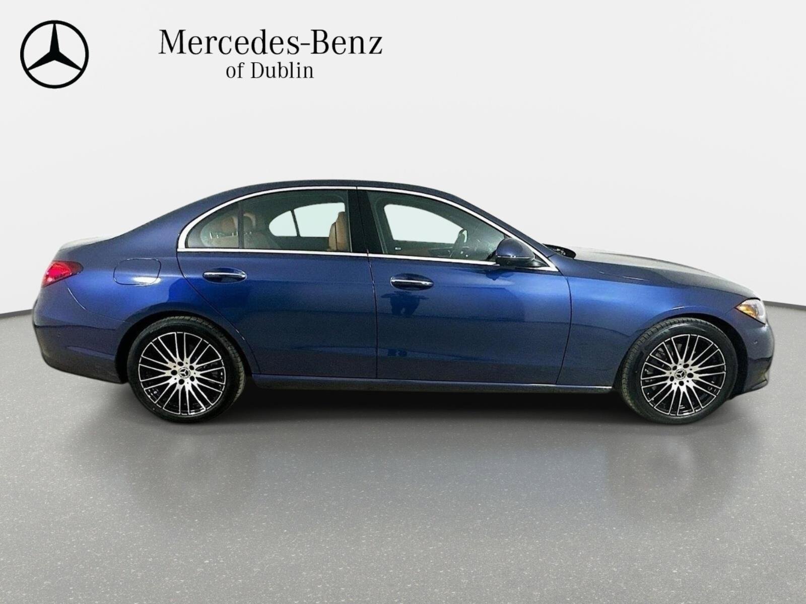 Used 2026 Mercedes-Benz C 300 4MATIC Sedan image 4