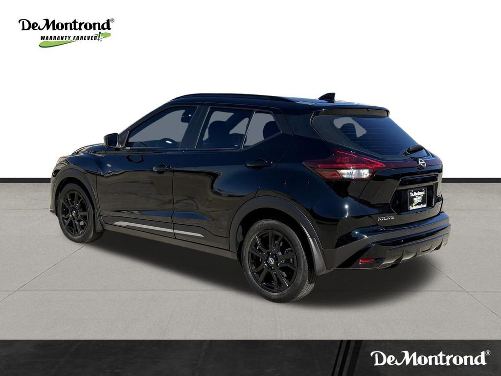Used 2023 Nissan Kicks SR image 7