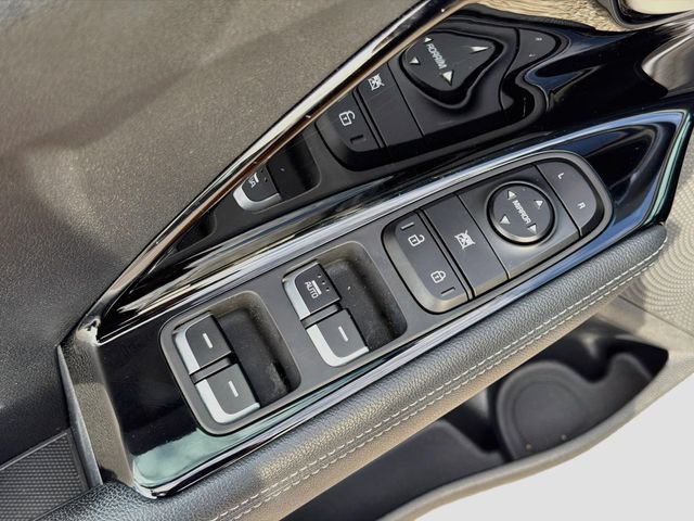 Used 2022 Kia Niro LXS FWD image 21
