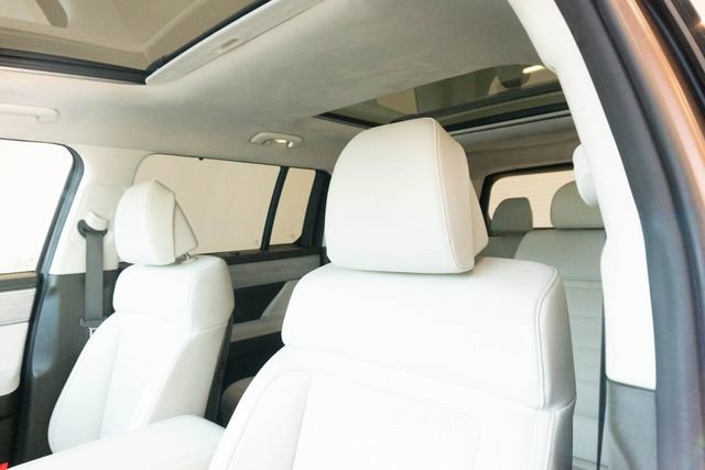Used 2024 Hyundai Santa Fe Calligraphy image 18