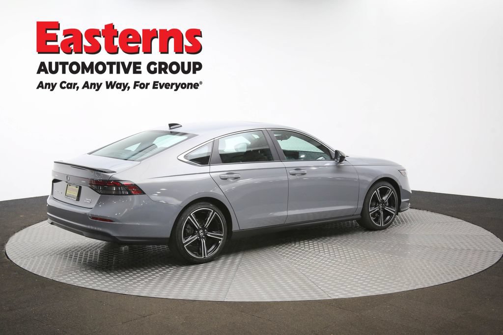 Used 2025 Honda Accord Sport image 39
