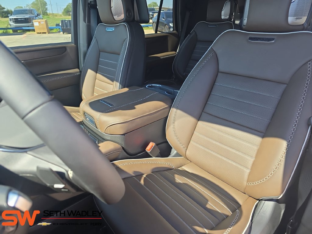 New 2026 GMC Yukon Denali Ultimate AWD/4WD image 16