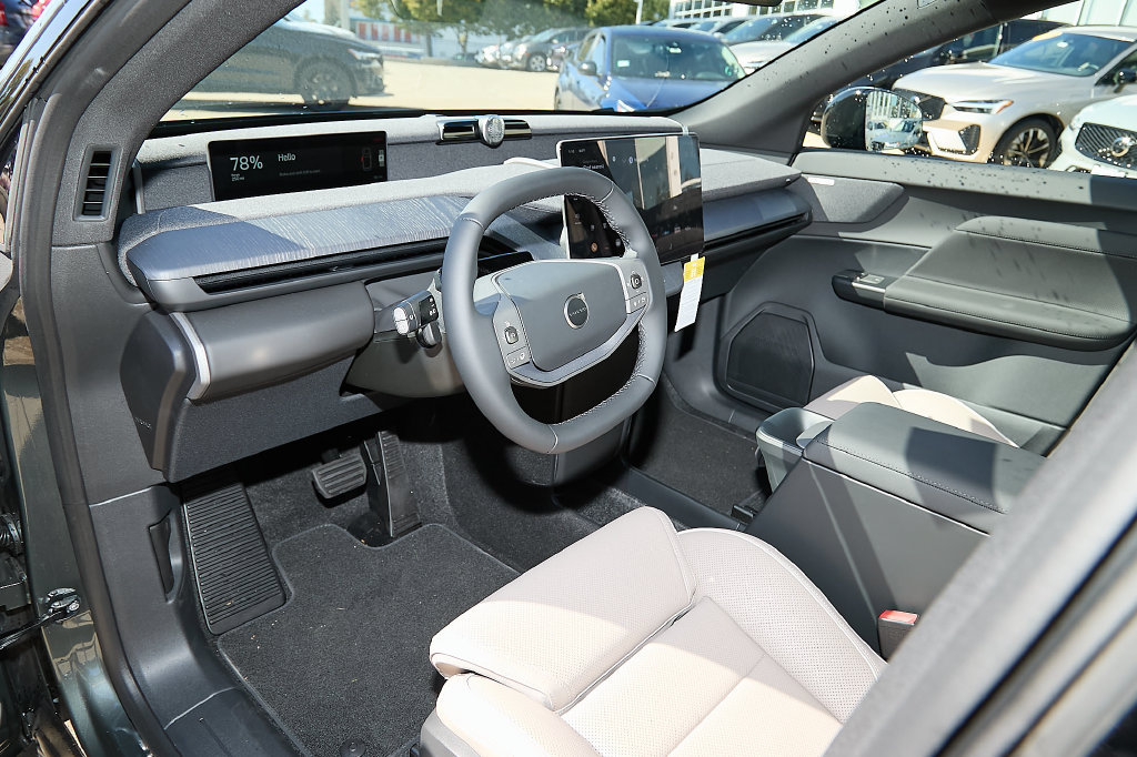 New 2027 Volvo EX60 Ultra AWD/4WD image 19