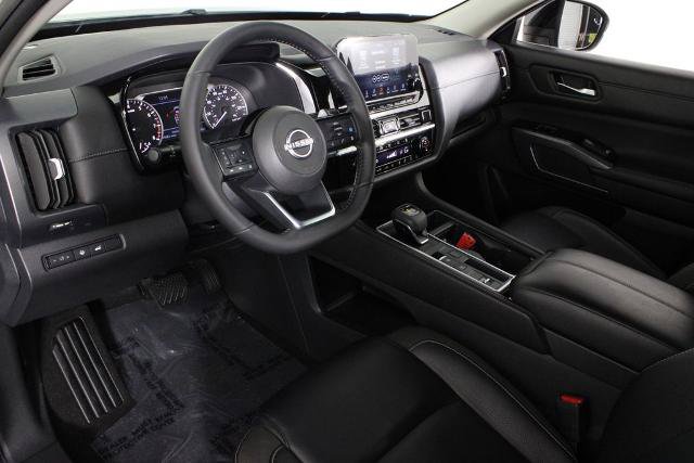 Certified 2024 Nissan Pathfinder SL FWD image 20