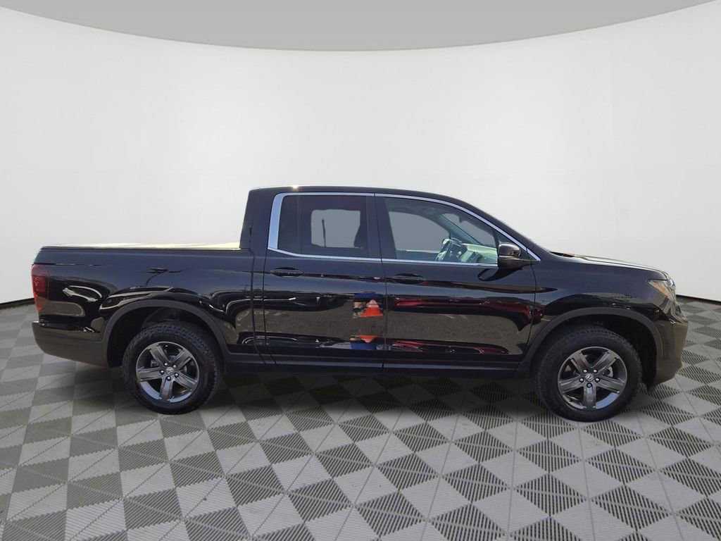 Certified 2023 Honda Ridgeline RTL image 6