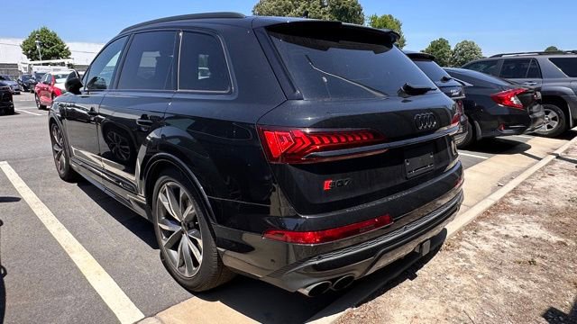 Used 2023 Audi SQ7 Premium Plus w/ Black Optic Package AWD/4WD image 9