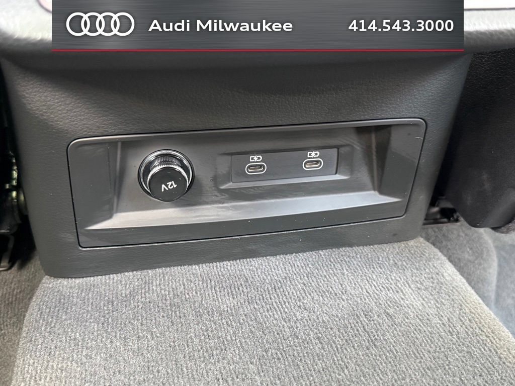 Used 2024 Audi SQ8 Prestige AWD/4WD image 39