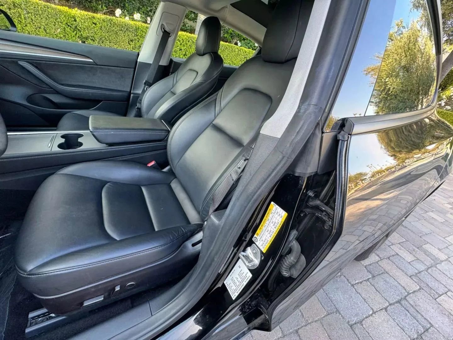 Used 2023 Tesla Model 3 Standard Range image 12