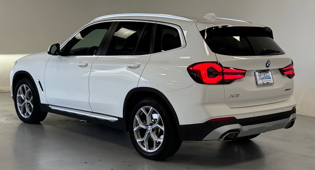 Used 2023 BMW X3 xDrive30i AWD/4WD image 4