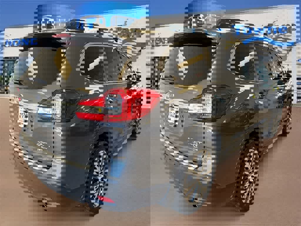 Used 2019 Subaru Ascent Limited image 8