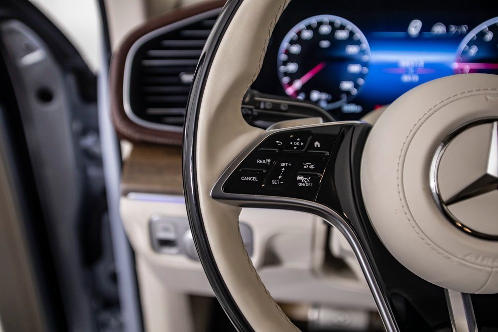 Used 2025 Mercedes-Benz Maybach GLS 600 4MATIC image 48