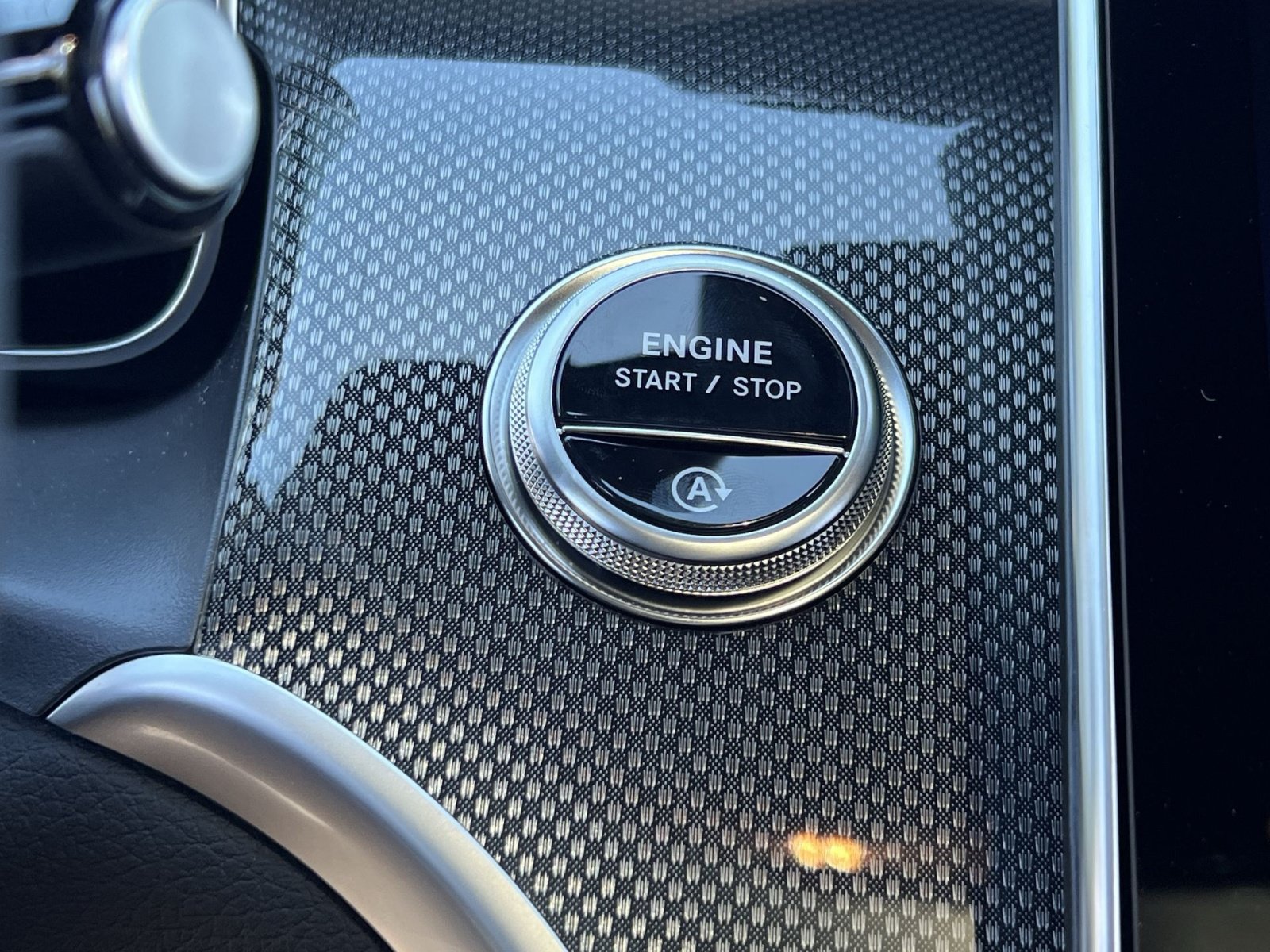 New 2026 Mercedes-Benz GLC 300 4MATIC image 38