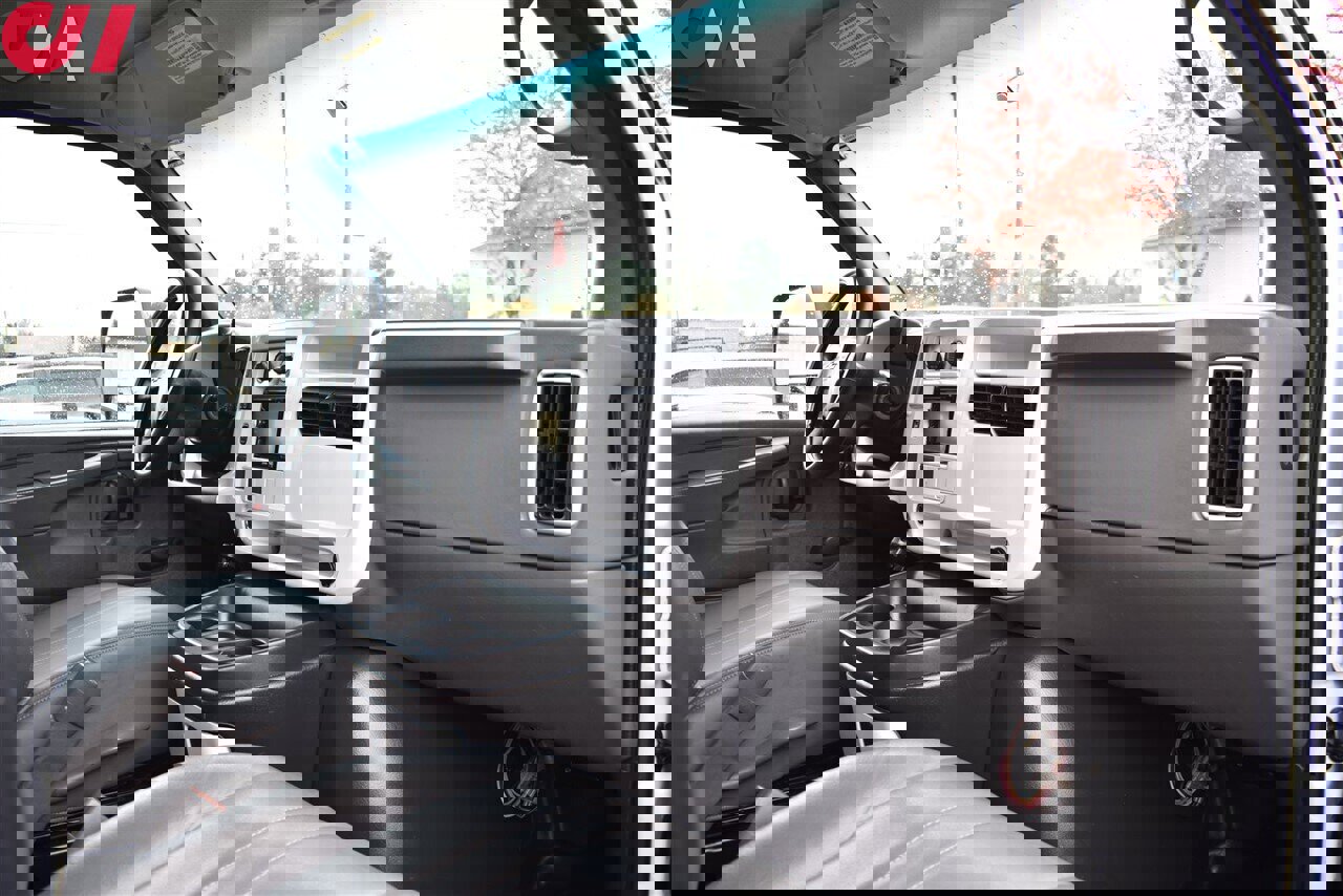 Used 2006 Chevrolet Express 3500 image 11