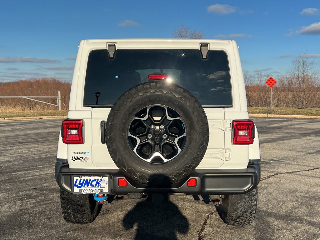 Used 2021 Jeep Wrangler Unlimited Rubicon w/ Cold Weather Group image 3