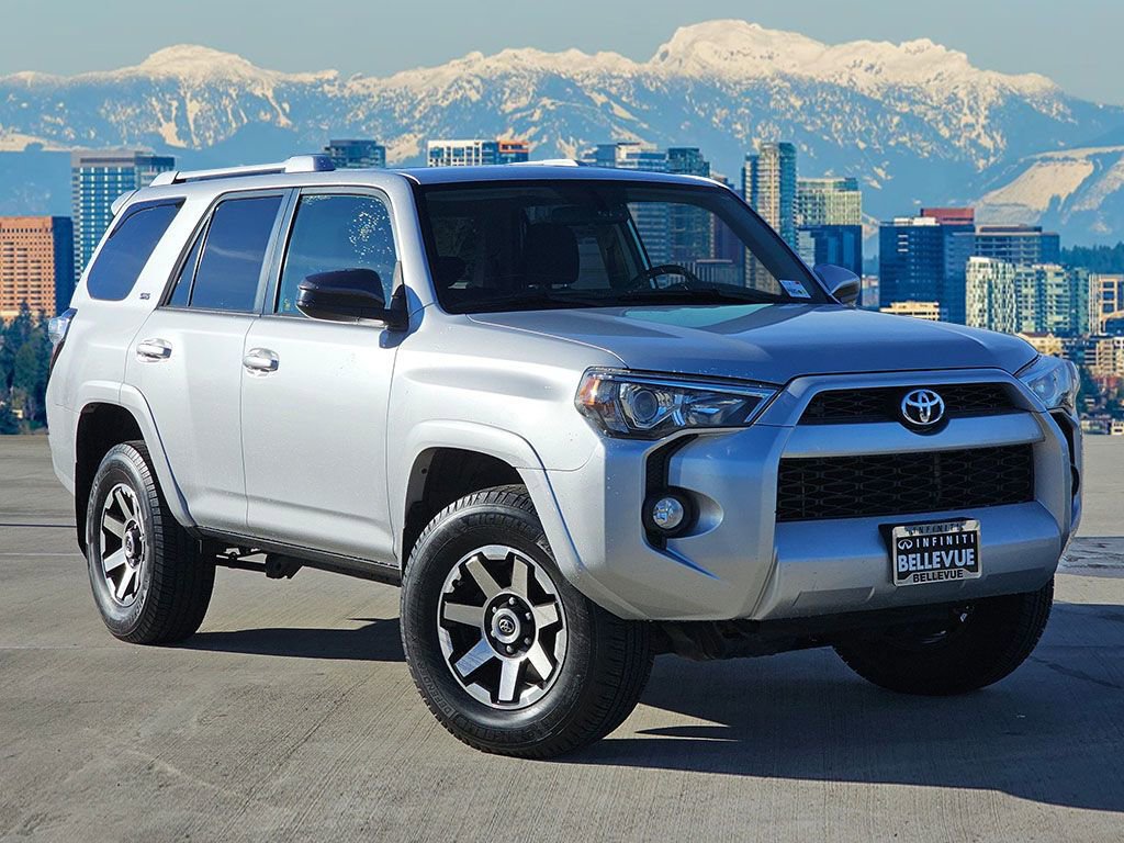 Used 2018 Toyota 4Runner SR5 image 1