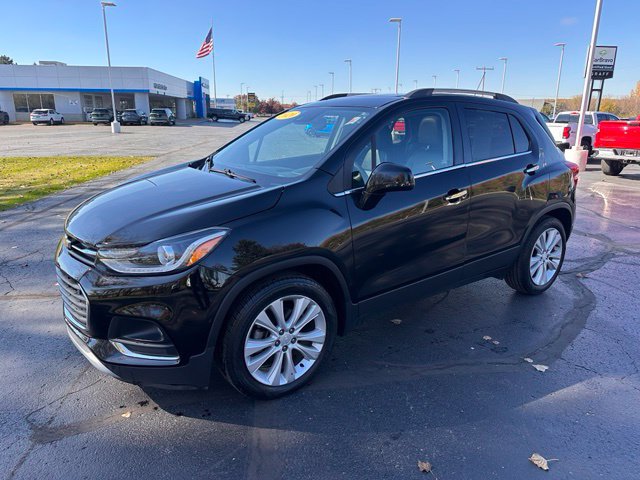 Used 2020 Chevrolet Trax Premier FWD image 1