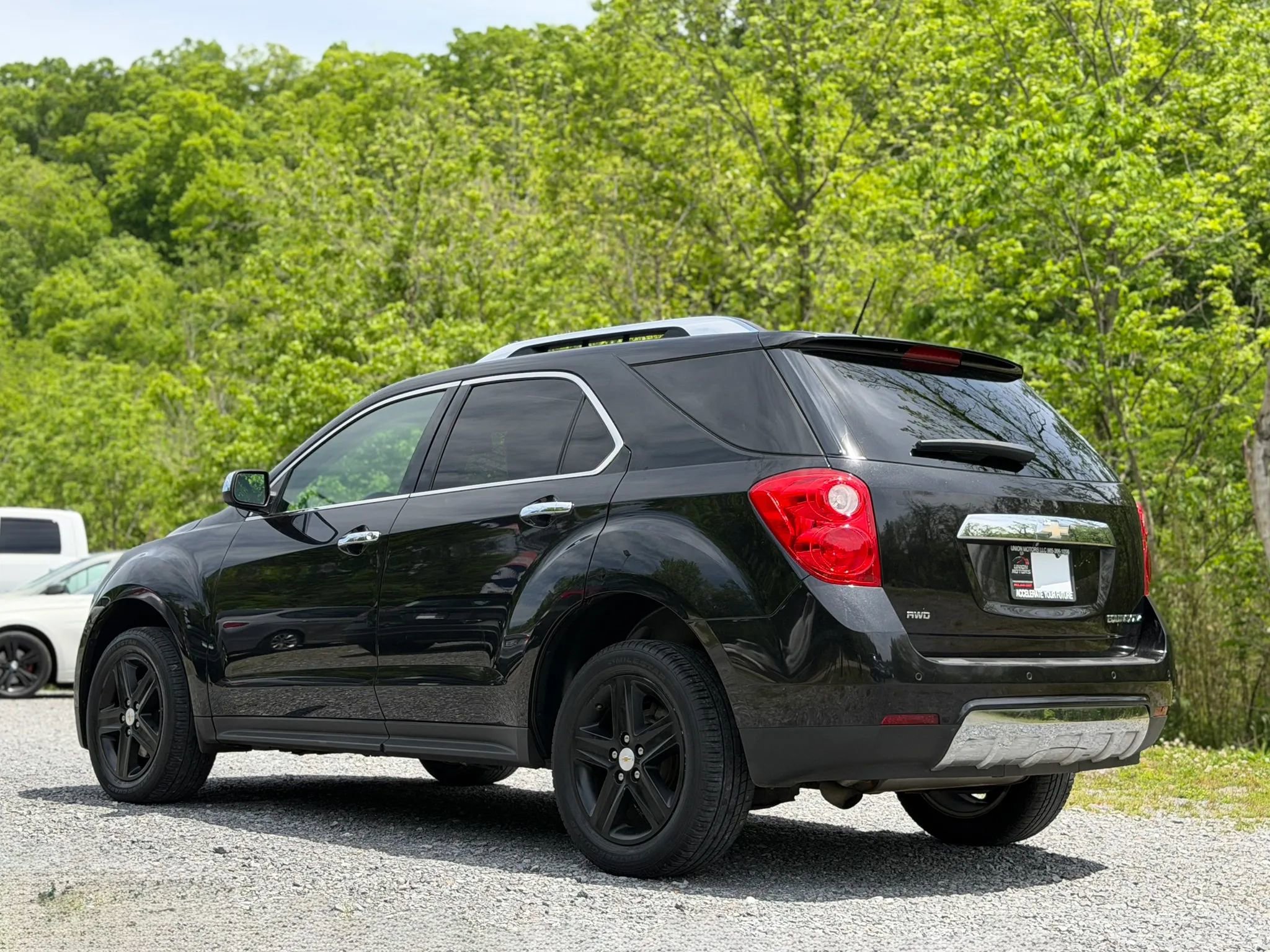 Used 2015 Chevrolet Equinox LTZ AWD/4WD image 4